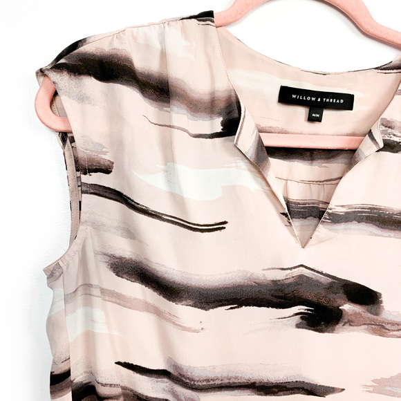 Willow & Thread Sleeveless Light Semi-Sheer Pink & Black Blouse - Picture 5 of 8